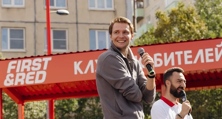 Александр Бублик открыл теннисный корт в Санкт-Петербурге