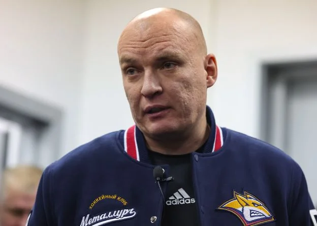 Плющев: Разину нужно быть поскромнее в своих высказываниях