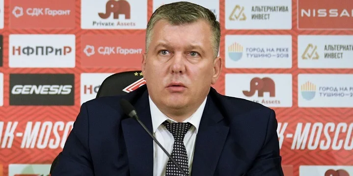 Мележиков опровергает слова Медведева о своем согласии проводить Суперкубок в Петербурге Мележиков опровергает слова Медведева о своем согласии проводить Суперкубок в Петербурге