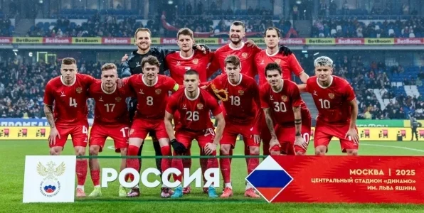 Комаров: эта сборная России по футболу готова выйти из группы на чемпионатах мира и Европы Комаров: эта сборная России по футболу готова выйти из группы на чемпионатах мира и Европы