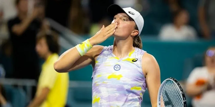 Ига Швентек вышла в полуфинал турнира в Цинциннати