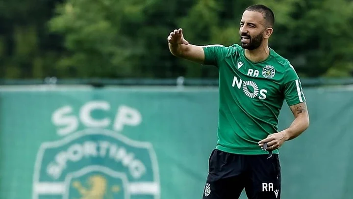 Рубен Аморим: «Роналду топ-игрок, игрок «Манчестер Юнайтед», и все в «Спортинге» мечтают о его возвращении. Но у нас нет денег, чтобы ему платить» Рубен Аморим: «Роналду топ-игрок, игрок «Манчестер Юнайтед», и все в «Спортинге» мечтают о его возвращении. Но у нас нет денег, чтобы ему платить»