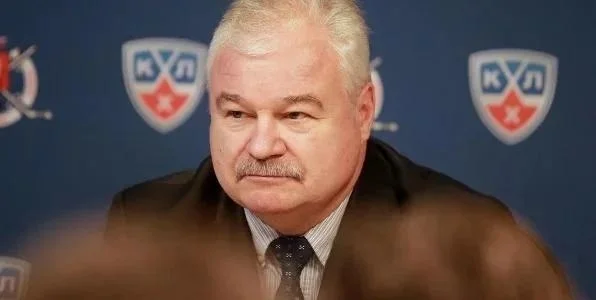 Плющев: наш хоккей устроил непонятную войну с IIHF из-за плевого дела Федотова Плющев: наш хоккей устроил непонятную войну с IIHF из-за плевого дела Федотова