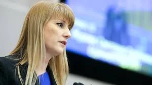 Журова: Для России предпочтительным президентом МОК будет Самаранч-младший Журова: Для России предпочтительным президентом МОК будет Самаранч-младший