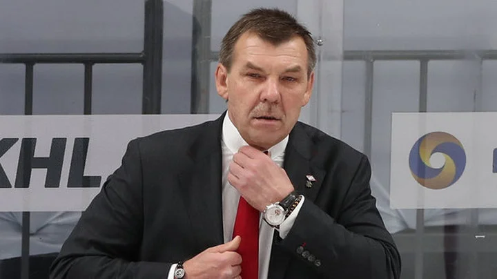 Владимир Плющев: «Ак Барс» ждет сезон тонкой работы и тонкой настройки. Клавиш в Казани много – пианино одно» Владимир Плющев: «Ак Барс» ждет сезон тонкой работы и тонкой настройки. Клавиш в Казани много – пианино одно»
