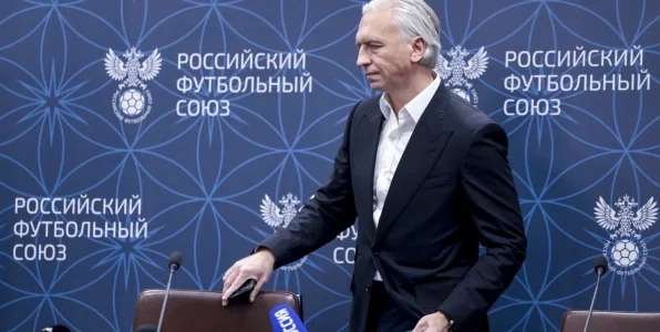 Экс-генсек РФС: Дюков ничего не решает и не вмешивается, он как говорящая голова! Экс-генсек РФС: Дюков ничего не решает и не вмешивается, он как говорящая голова!
