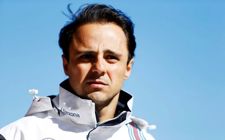 Фелипе Масса: «Феррари» больше не борется за победу в чемпионате, а также команда рискует проиграть второе место в Кубке конструкторов «Мерседесу»