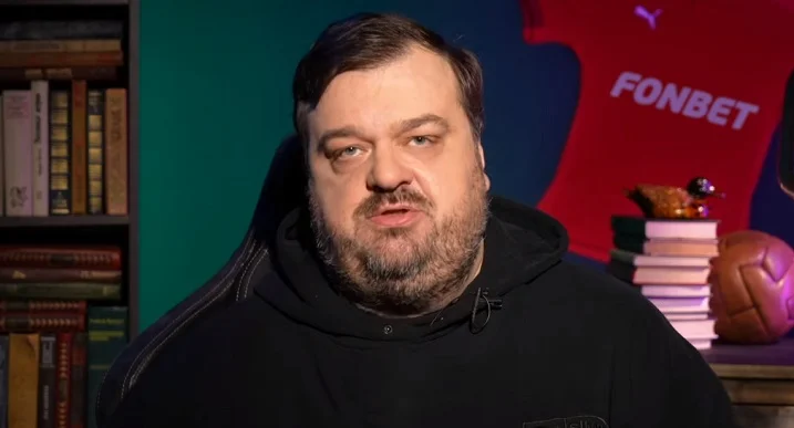 Уткин о каминг-ауте Касаткиной: «Подумать только, сколько народу считает ее постель своей» Уткин о каминг-ауте Касаткиной: «Подумать только, сколько народу считает ее постель своей»