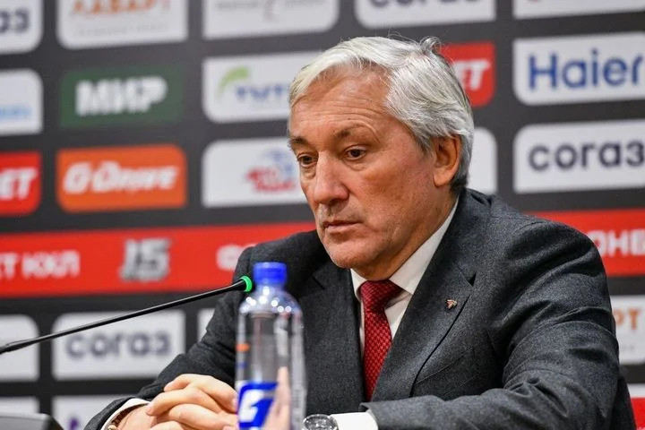 Михаил Кравец о 4:1 с «Нефтехимиком»: «На протяжении всей игры ребята выполняли задание, старались, вратарь здорово отыграл» Михаил Кравец о 4:1 с «Нефтехимиком»: «На протяжении всей игры ребята выполняли задание, старались, вратарь здорово отыграл»
