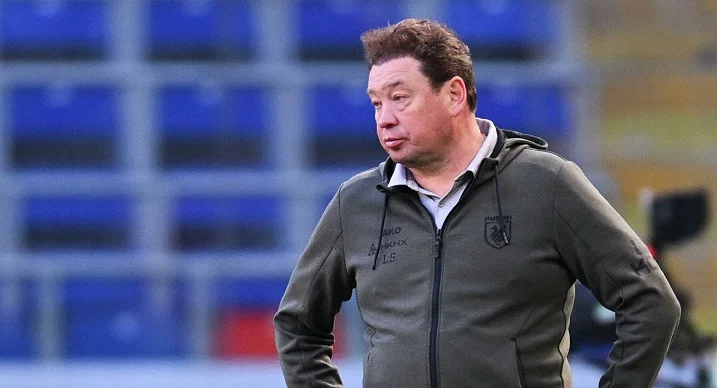 Слуцкий о том, почему не подошел к фанатам после вылета «Рубина» из РПЛ: «Секундную слабость, думаю, можно простить»