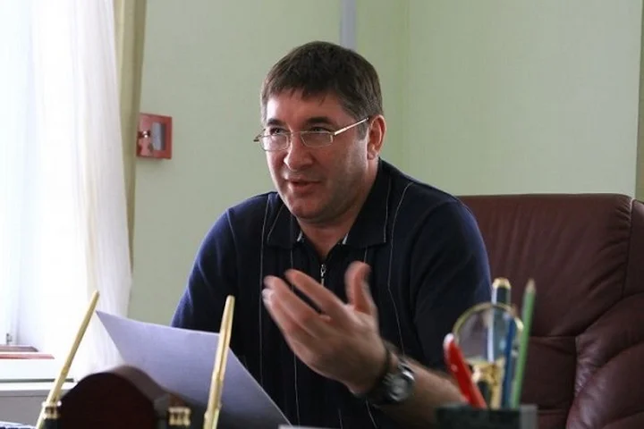 Александр Кожевников: «Авангард» построен вопреки всем законам хоккея – мощная голова в виде атаки, слабое тело в виде обороны и вратарей» Александр Кожевников: «Авангард» построен вопреки всем законам хоккея – мощная голова в виде атаки, слабое тело в виде обороны и вратарей»