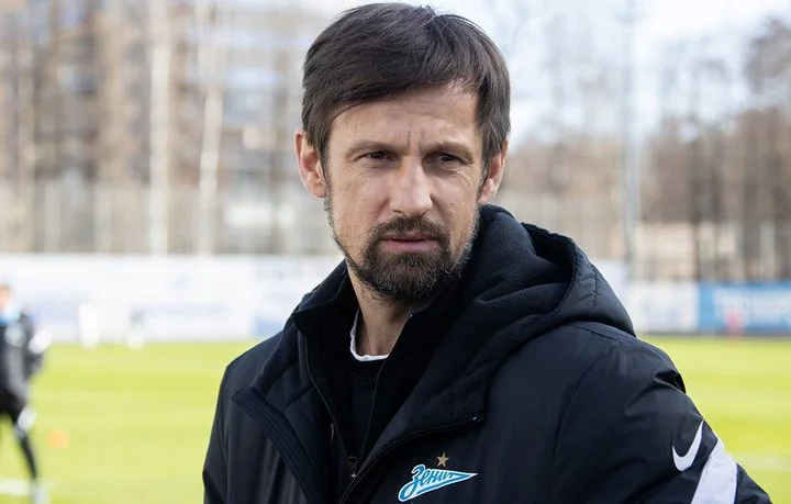 Сергей Семак: «Мы сошли с подиума, и наш путь на подиум начался снова. Мы уже в рабочем режиме готовимся к матчу с «Оренбургом» Сергей Семак: «Мы сошли с подиума, и наш путь на подиум начался снова. Мы уже в рабочем режиме готовимся к матчу с «Оренбургом»