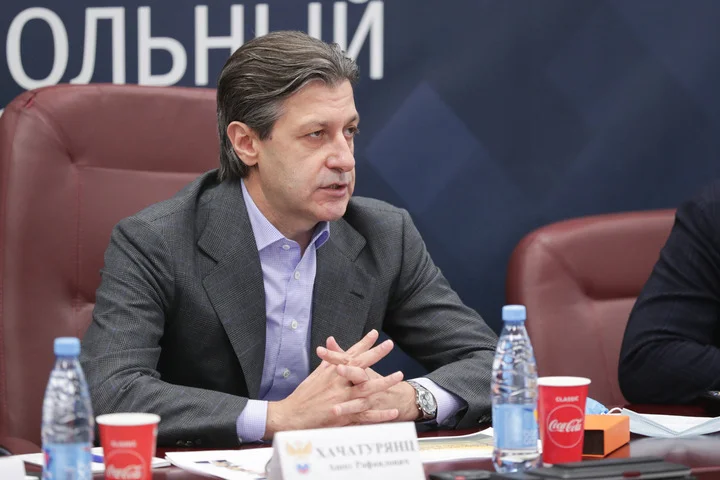 Ашот Хачатурянц: «Ухожу ли я? Почему вы меня выпроваживаете? Этот вопрос не стоит на повестке дня» Ашот Хачатурянц: «Ухожу ли я? Почему вы меня выпроваживаете? Этот вопрос не стоит на повестке дня»