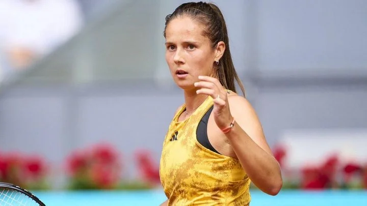 Дарья Касаткина вышла в четвертьфинал турнира в Монреале