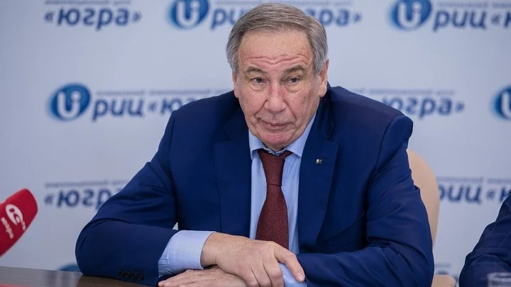 Президент ФТР Шамиль Тарпищев: «Игра Джоковича в финале «Уимблдона» преобладала. Серб заслуженно победил» Президент ФТР Шамиль Тарпищев: «Игра Джоковича в финале «Уимблдона» преобладала. Серб заслуженно победил»