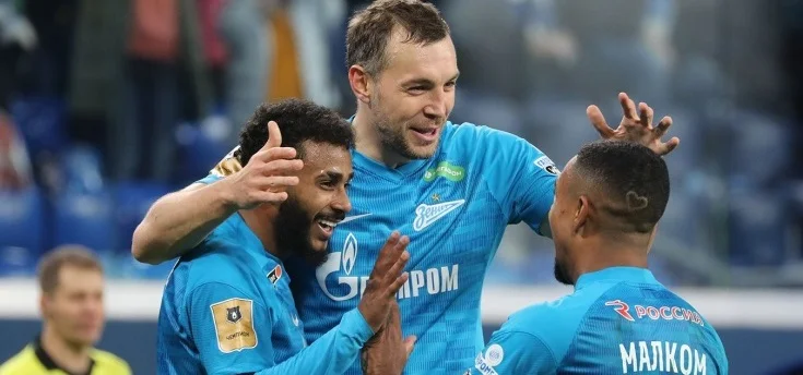«Зенит» обыграл «Уфу» со счетом 2:0 «Зенит» обыграл «Уфу» со счетом 2:0