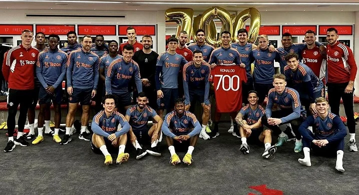 МЮ поздравил Роналду с 700 голом в клубной карьере