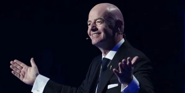Кавазашвили: глава ФИФА Инфантино вернет Россию, потому что слушается Трампа