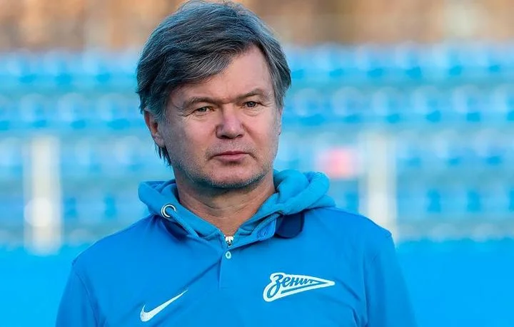 Сергей Веденеев: «Поле сомнительного качества снизило потенциал «Зенита» в матче с «Локомотивом» Сергей Веденеев: «Поле сомнительного качества снизило потенциал «Зенита» в матче с «Локомотивом»
