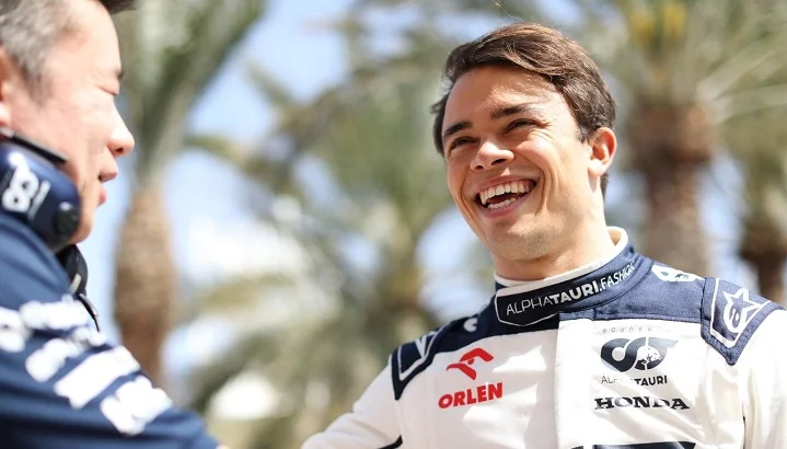 Лукас ди Грасси о де Врисе: «У «Ред Булл» проблемы с решениями о найме»