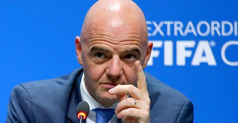 Инфантино о варианте проведения матчей по 100 минут на ЧМ-2022: «Изменений не будет»