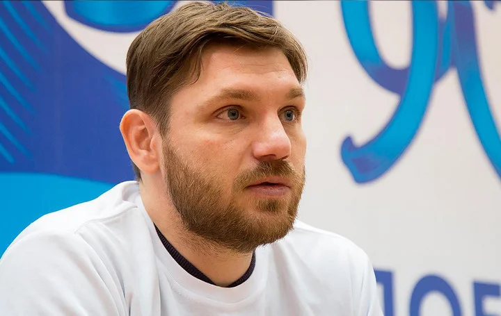 Алексей Игонин: «Зенит» перестроил свою игру, выбирает футболистов под ЛЧ. Идет перестройка игры на более современный футбол» Алексей Игонин: «Зенит» перестроил свою игру, выбирает футболистов под ЛЧ. Идет перестройка игры на более современный футбол»
