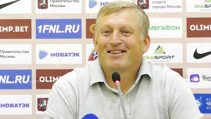 Осинькин после победы над «Сочи»: «Крылья» выиграли у очень хорошей, организованной команды» Осинькин после победы над «Сочи»: «Крылья» выиграли у очень хорошей, организованной команды»
