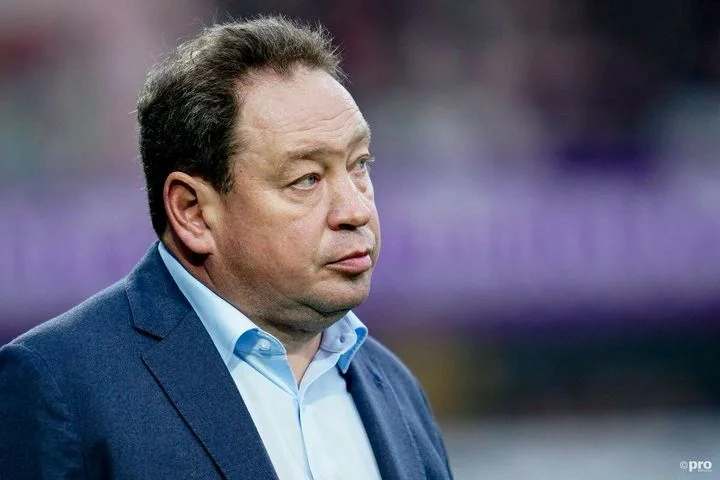 Леонид Слуцкий может возглавить «Краснодар» Леонид Слуцкий может возглавить «Краснодар»