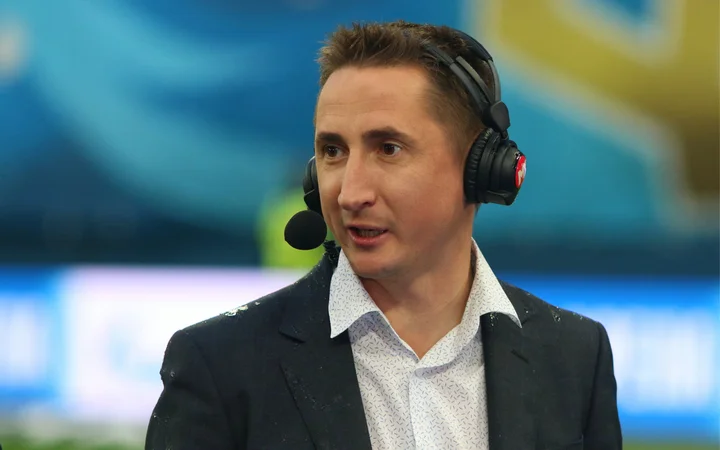 Владимир Быстров: «Спартак» должен бороться за чемпионство, а не за пятое место и рассказывать – «какие мы хорошие» Владимир Быстров: «Спартак» должен бороться за чемпионство, а не за пятое место и рассказывать – «какие мы хорошие»