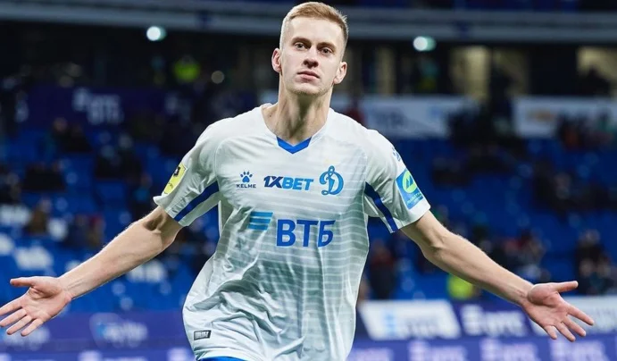 «Динамо» обыграло «Краснодар» в РПЛ со счетом 1:0 «Динамо» обыграло «Краснодар» в РПЛ со счетом 1:0
