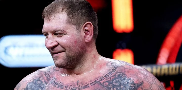 Гаджиев о форме Емельяненко: «Ему нужно было еще два месяца подготовки» Гаджиев о форме Емельяненко: «Ему нужно было еще два месяца подготовки»