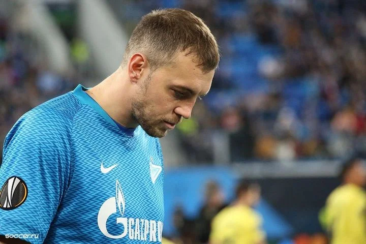 Игорь Корнеев: «Сочи» – это наиболее логичный вариант для Дзюбы в нынешней ситуации. Другое дело, заинтересованы ли в нем руководители клуба» Игорь Корнеев: «Сочи» – это наиболее логичный вариант для Дзюбы в нынешней ситуации. Другое дело, заинтересованы ли в нем руководители клуба»