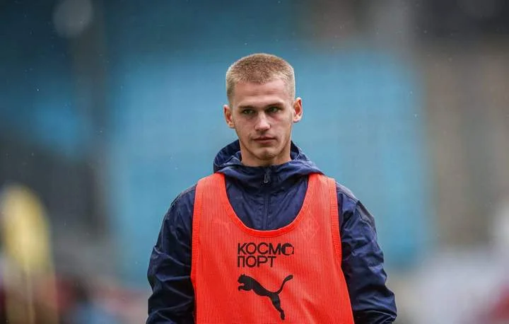 Сергей Пиняев: «Если я увижу, что «Зенит» будет действительно делать ставку на российских футболистов, то будет смысл мне туда переходить» Сергей Пиняев: «Если я увижу, что «Зенит» будет действительно делать ставку на российских футболистов, то будет смысл мне туда переходить»