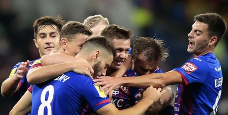 Акинфеев тащил, Кокорин походил, VAR — так себе. ЦСКА охладил чемпионские настроения «Спартака»