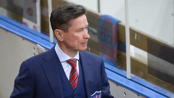 Быков: Не случайно именно капитан СКА пошел на понижение зарплаты, это показательный жест Быков: Не случайно именно капитан СКА пошел на понижение зарплаты, это показательный жест