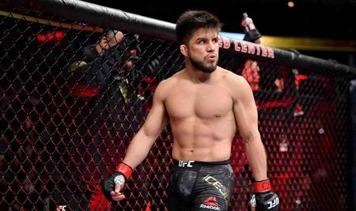 Сехудо о возвращении в UFC: «Я снова в игре» Сехудо о возвращении в UFC: «Я снова в игре»