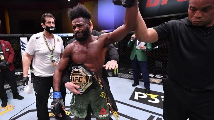 Стерлинг и Порье поднялись в общем рейтинге UFC Стерлинг и Порье поднялись в общем рейтинге UFC