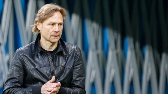 Мостовой о Карпине в «Спартаке»: «11 лет уже тренирует и не выиграл ни одного трофея» Мостовой о Карпине в «Спартаке»: «11 лет уже тренирует и не выиграл ни одного трофея»