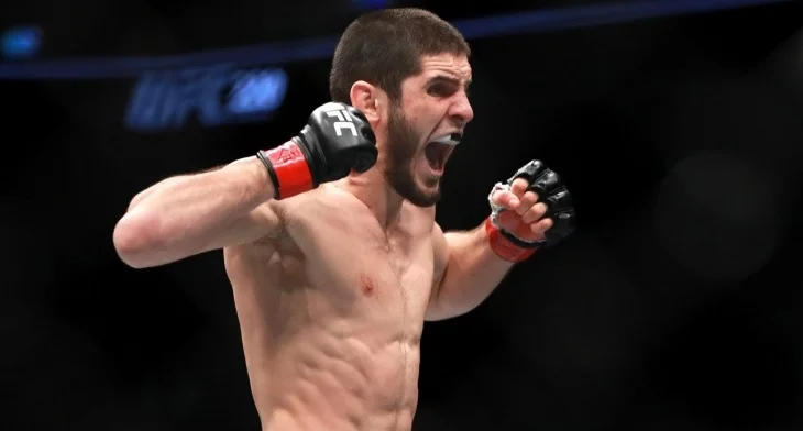 Махачев отреагировал на попадание в топ-3 рейтинга UFC Махачев отреагировал на попадание в топ-3 рейтинга UFC