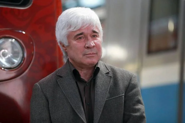 Евгений Ловчев: «Когда у нас строили стадионы к ЧМ, неужели нельзя было в Москве предусмотреть хотя бы один с крышей, как в Петербурге» Евгений Ловчев: «Когда у нас строили стадионы к ЧМ, неужели нельзя было в Москве предусмотреть хотя бы один с крышей, как в Петербурге»