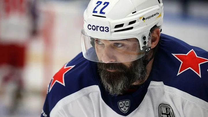 Сергей Федоров: «В тренерском штабе не будет изменений. Александру Попову нужно время переварить свою карьеру» Сергей Федоров: «В тренерском штабе не будет изменений. Александру Попову нужно время переварить свою карьеру»