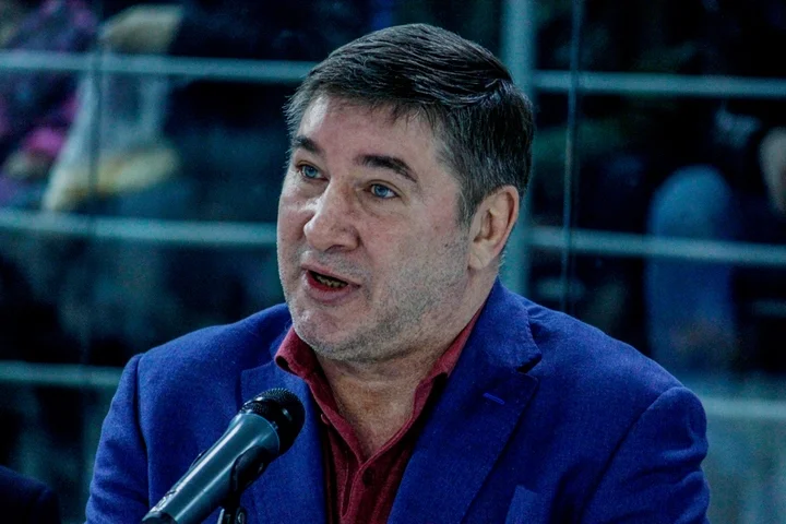 Александр Кожевников: «Салават Юлаев» не проигрывает по пять-шесть шайб, они проигрывают в одну-две от силы. Игра есть, все придет» Александр Кожевников: «Салават Юлаев» не проигрывает по пять-шесть шайб, они проигрывают в одну-две от силы. Игра есть, все придет»