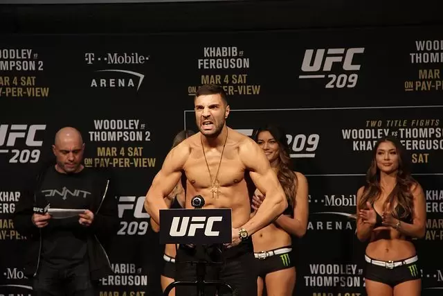 Давид Теймур - Драккар Клозе. Прогноз и ставки на бой UFC (03.12.2017) Давид Теймур - Драккар Клозе. Прогноз и ставки на бой UFC (03.12.2017)