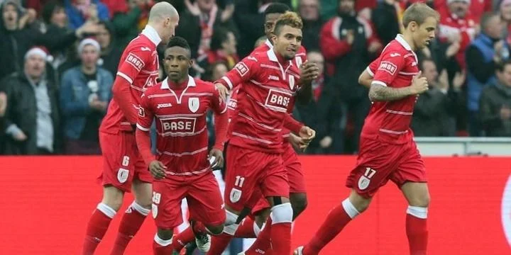 «Стандард» - «Эйпен» «Стандард» - «Эйпен»