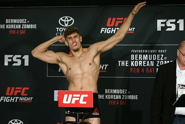 Нико Прайс - Джордж Салливан. Прогноз и ставки на бой UFC (28.01.2018) Нико Прайс - Джордж Салливан. Прогноз и ставки на бой UFC (28.01.2018)