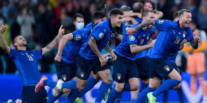 Италия — Англия. Лучшие прогнозы на сегодняшний матч Евро-2020