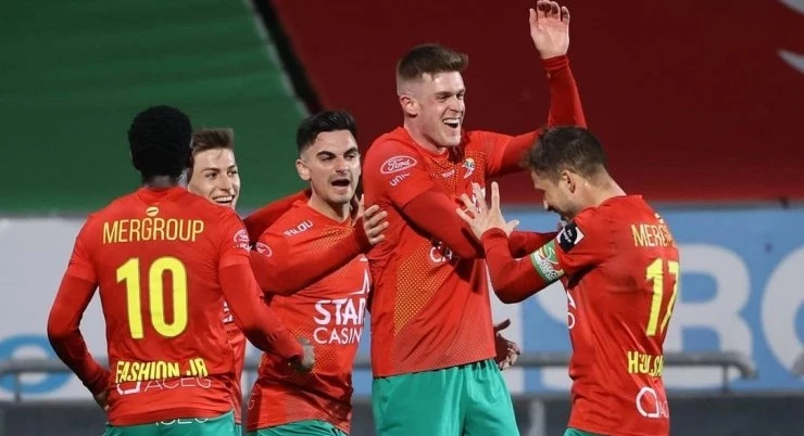 Остенде — Гент: прогноз на матч чемпионата Бельгии (8 августа 2021 года) Остенде — Гент: прогноз на матч чемпионата Бельгии (8 августа 2021 года)