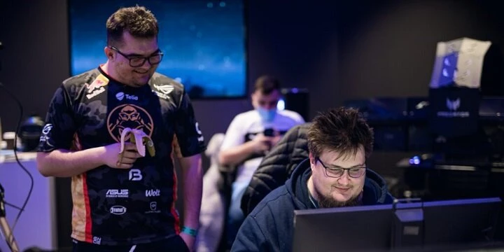 Bad News Bears — ENCE. Прогноз на матч CS:GO (20 августа 2021 года) Bad News Bears — ENCE. Прогноз на матч CS:GO (20 августа 2021 года)