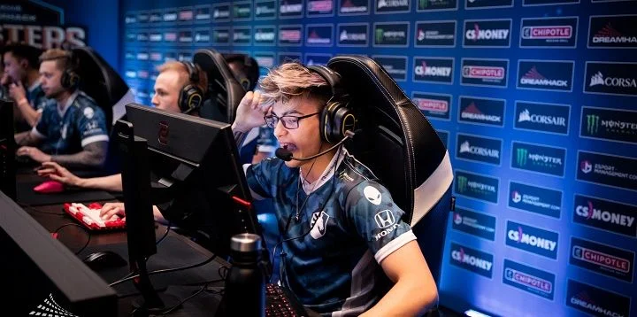 Team Liquid - Fnatic Team Liquid - Fnatic