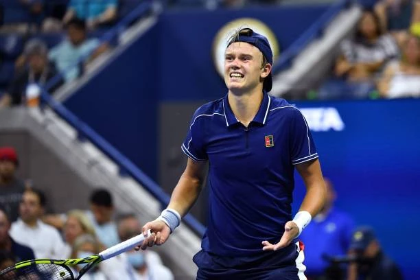 Камил Майхржак - Хольгер Руне. Прогноз на матч ATP Щецин (17 сентября 2021 года)
Камил Майхржак - Хольгер Руне. Прогноз на матч ATP Щецин (17 сентября 2021 года)